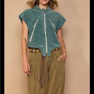 POL Teal Textured Sleeveless Top